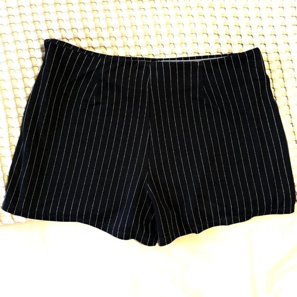 Mango Pinstripe Vest and Skort Matching Set - Picture 7 of 10